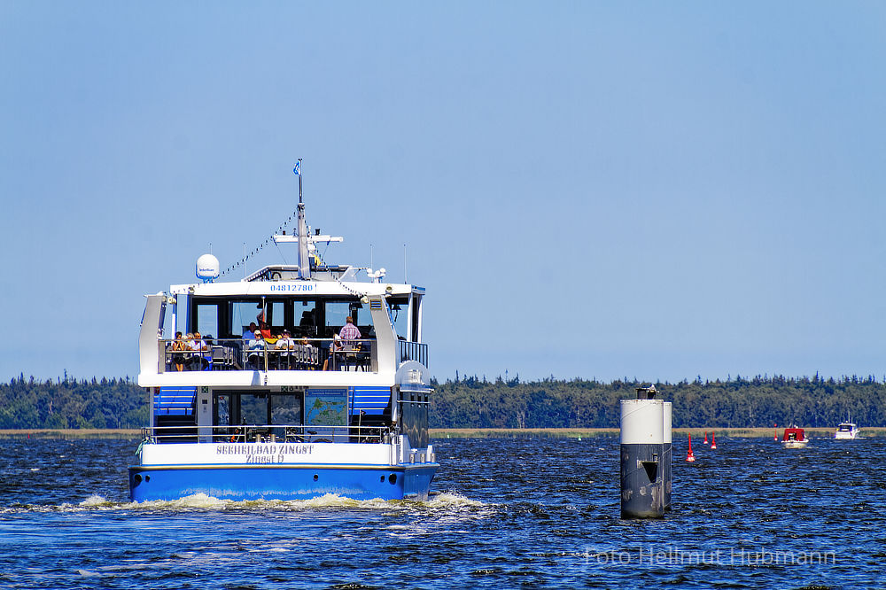 BARTH. FÄHRE NACH ZINGST