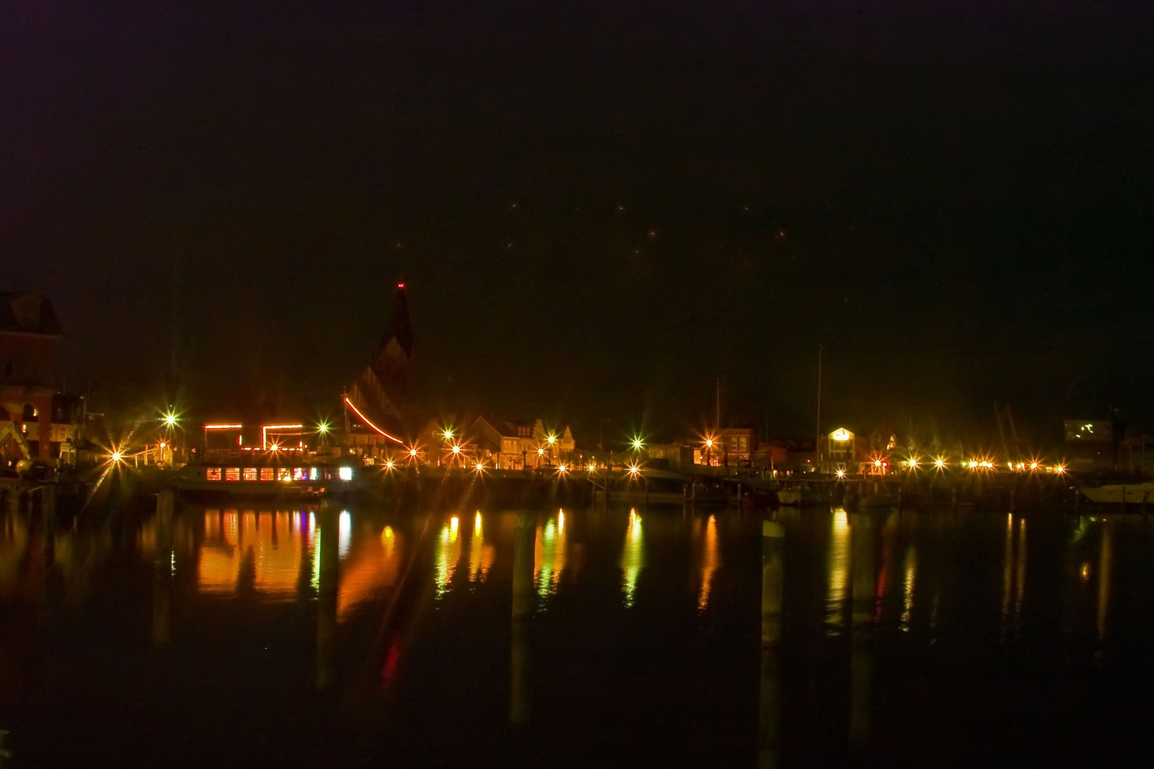 Barther Hafen bei Nacht (3)