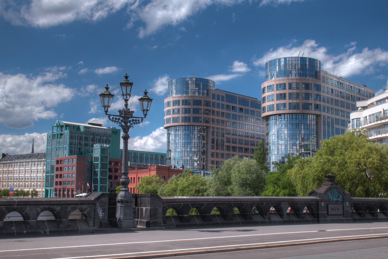 Bartningallee Brücke