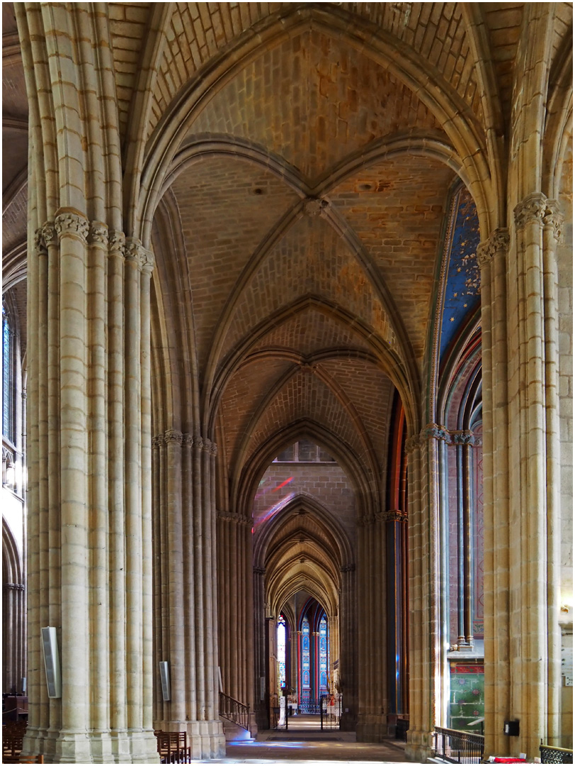 Bas-côté de la Cathédrale Saint-Etienne de Limoges