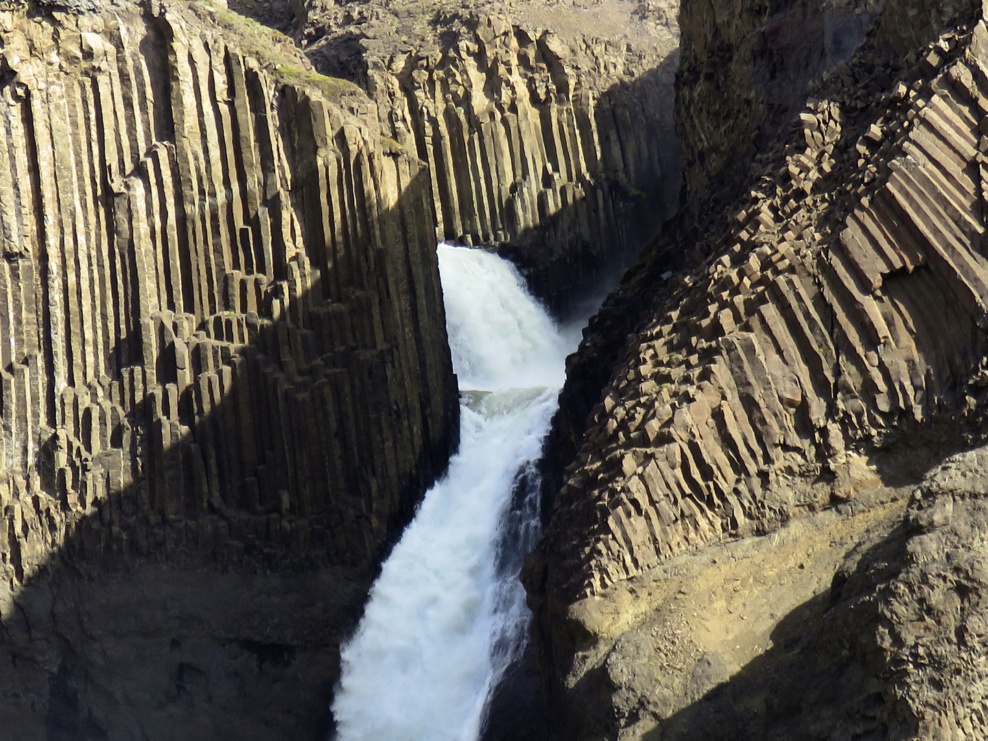 Basalt am Hengifoss