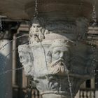 Basamento della fontana ai piedi di Madonna Verona in Piazza Erbe