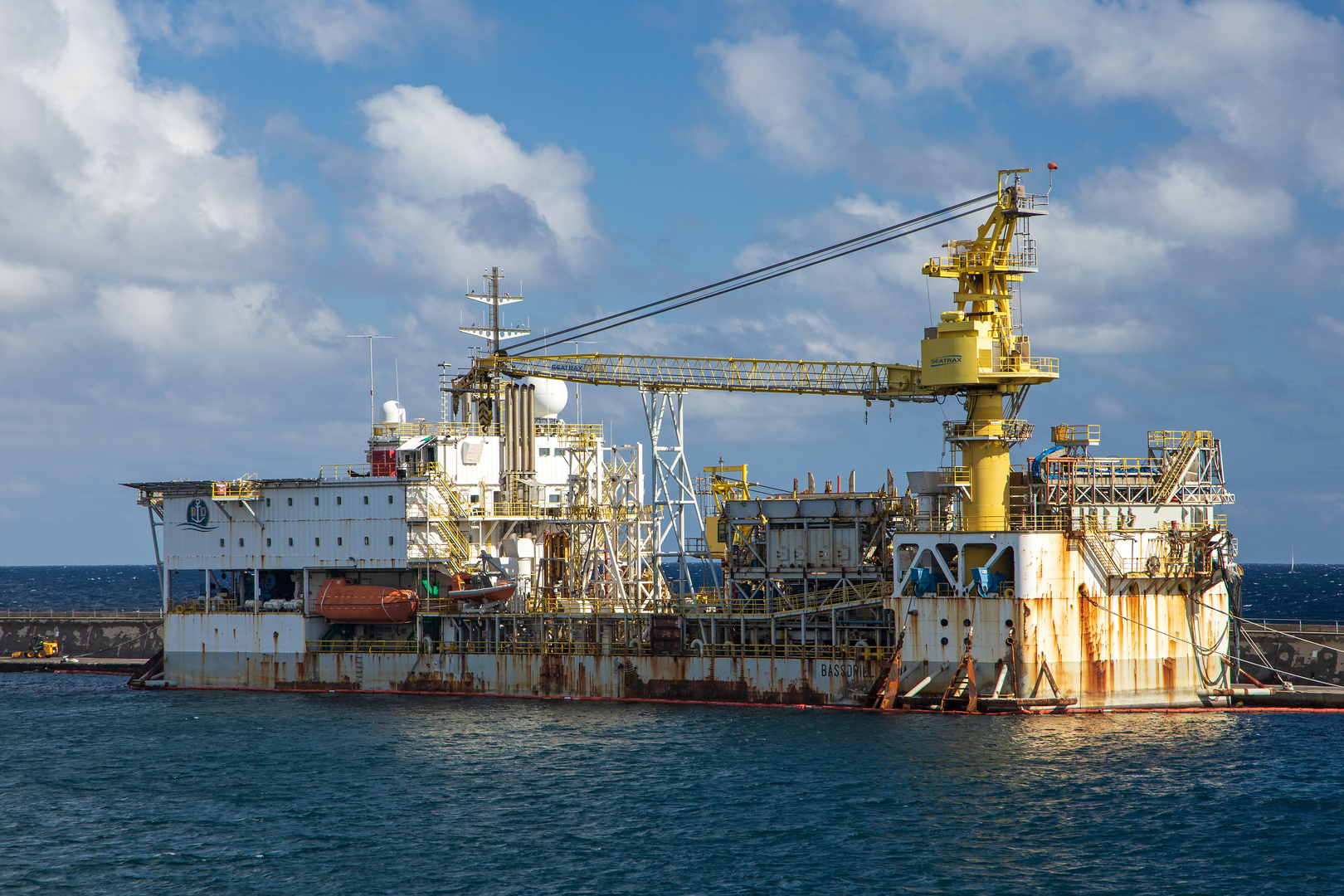 Basdrill Alpha, Drilling Ship im Hafen von Santa Cruz, Teneriffa