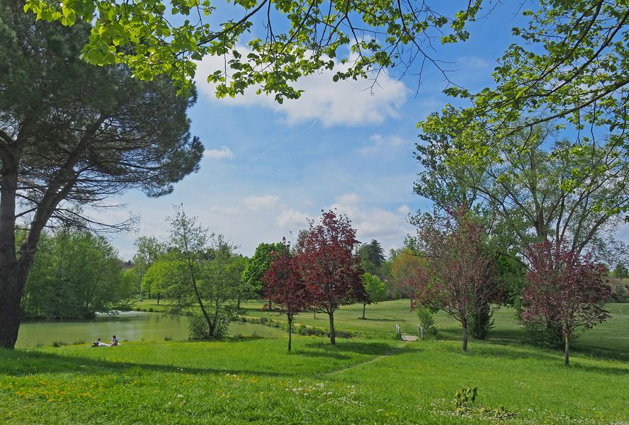 Base de loisirs de Gauge au printemps