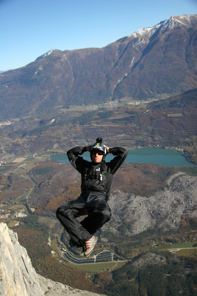 base jump/italien/mike schönherr