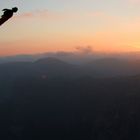 Basejump vom Kjerag, Norwegen