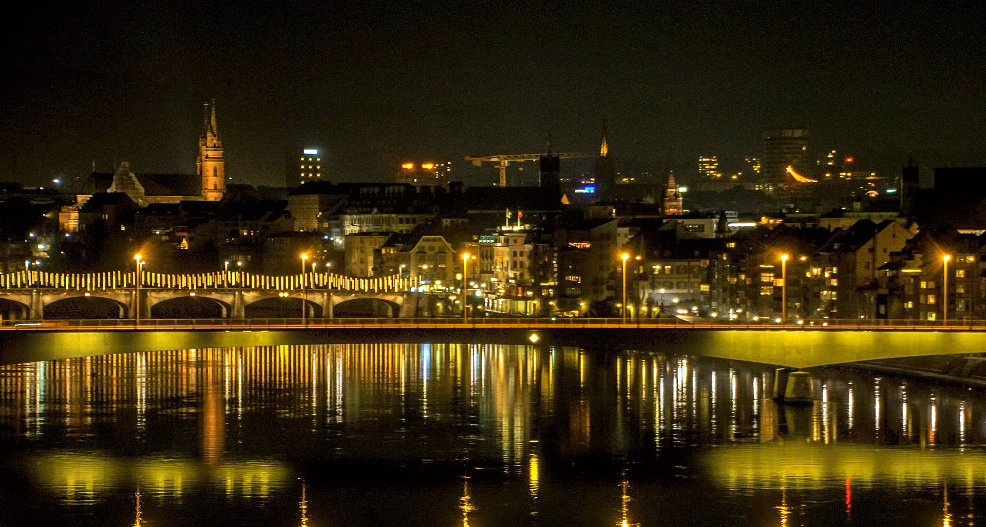 Basel bei Nacht