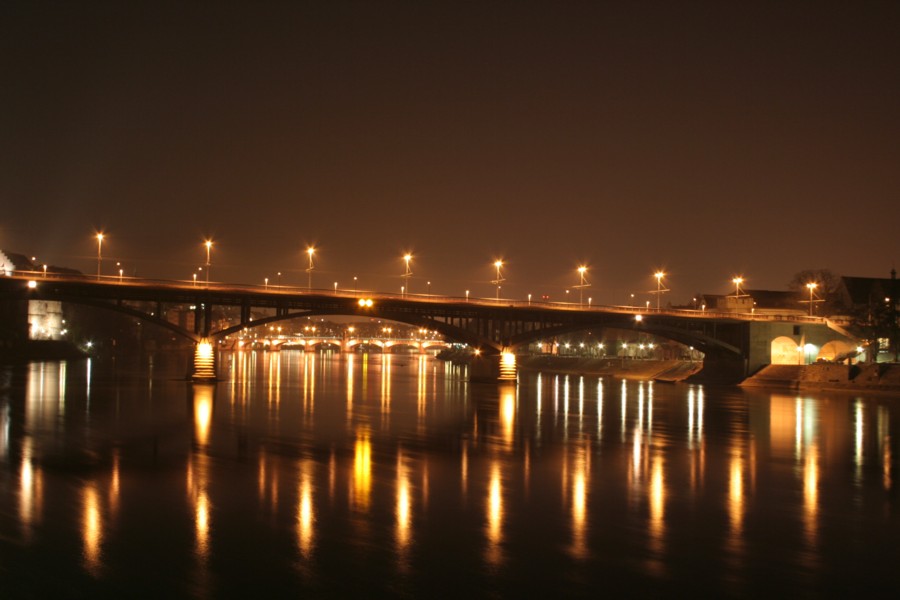 Basel by night Titel die Wettsteinbrücke