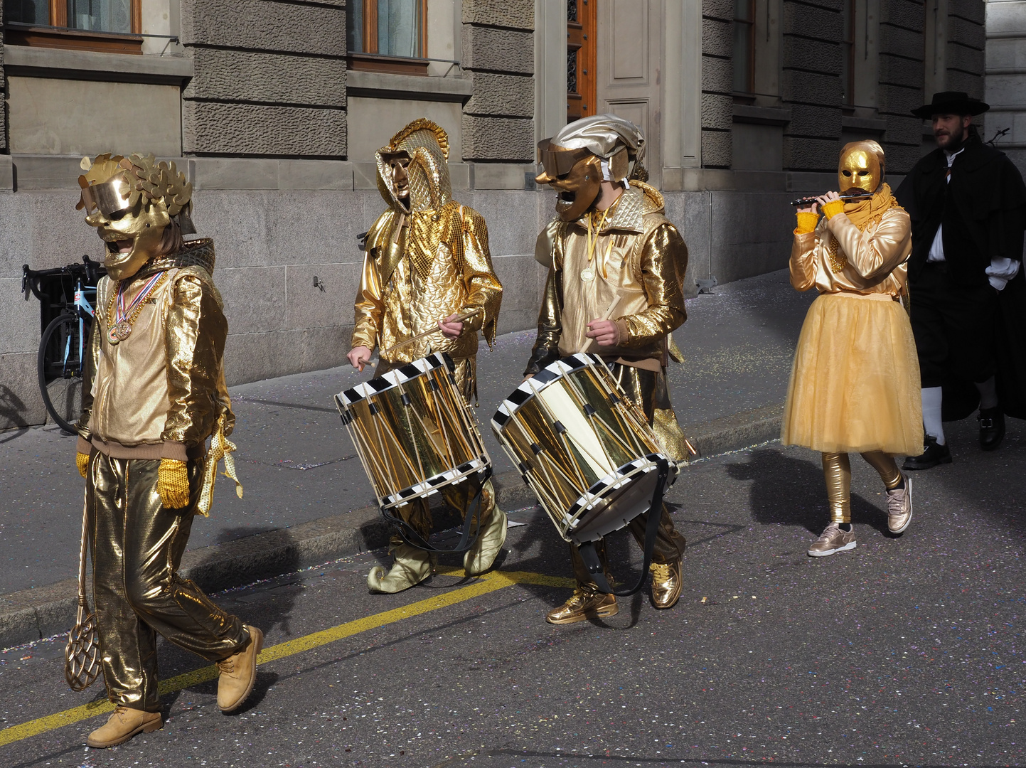 Basel Fasnacht, goldige Trumler