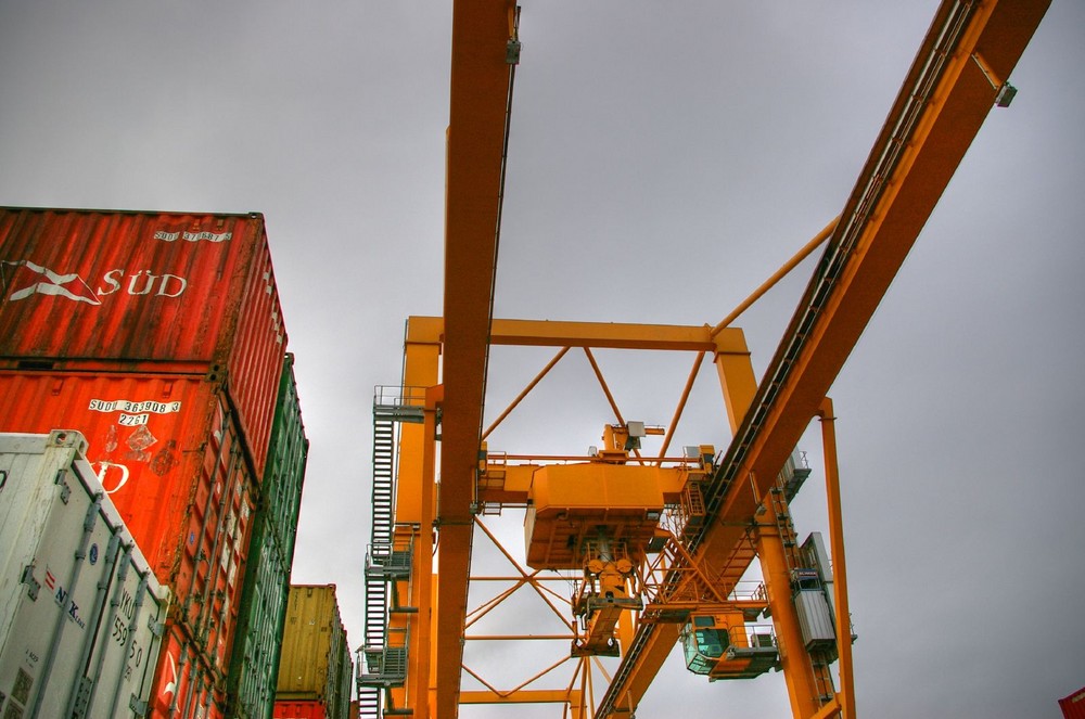 Basel Hafen Containers