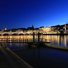 Basel mit dem Rhein beim Einnachten