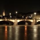 Basel, mittlere Brücke bei Nacht