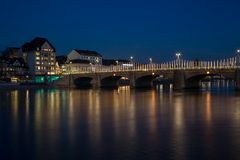 Basel, Mittlere Rheinbrücke