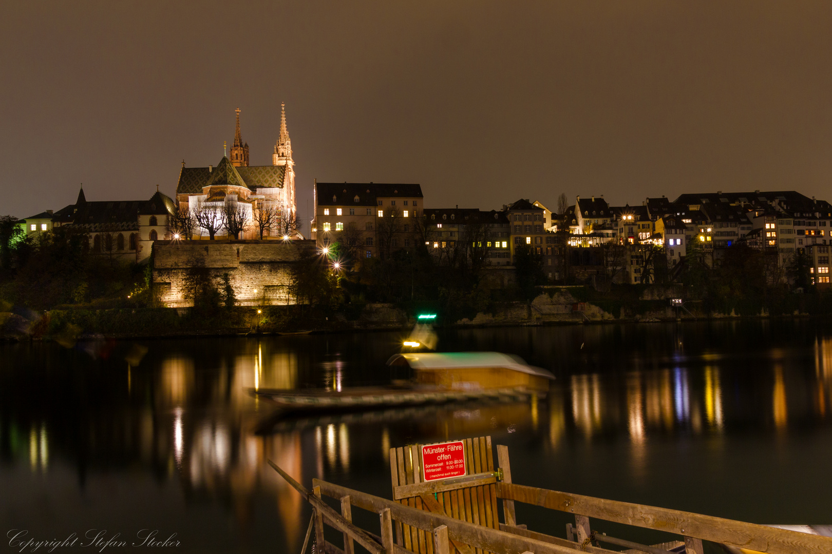 Basel Münster mit Fähre