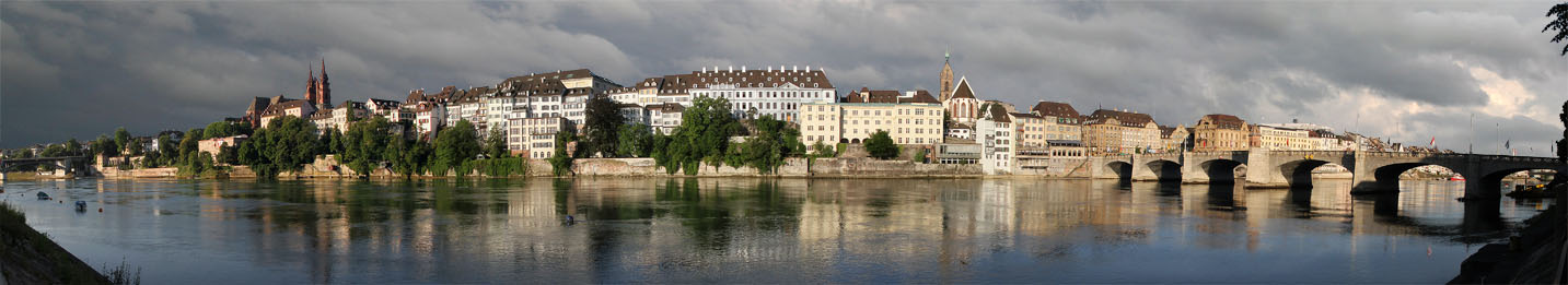 Basel - Rheinufer - Panorama