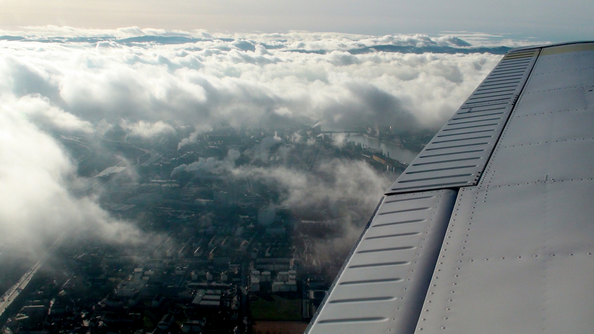 Basel unter Wolken