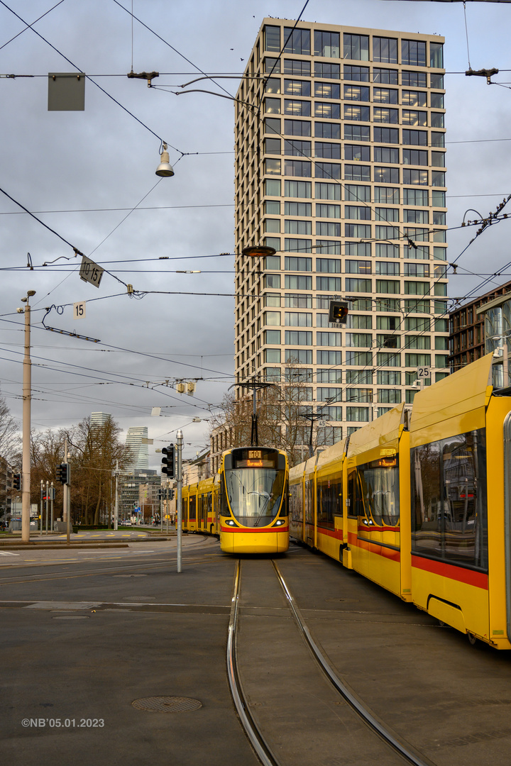 Baselland Transport hoch zwei