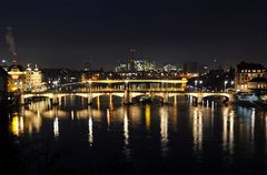 Basels berühmte zweistöckige Brücke...