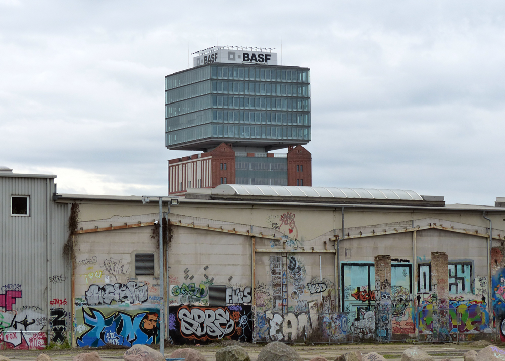 BASF - Hochhaus in Berlin - Friedrichshain