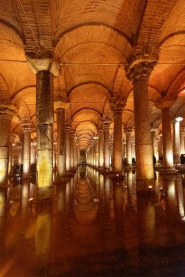 Basilica Cisterna  []