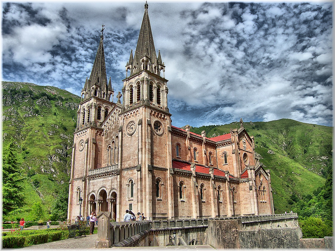 Basilica de Covadonga (Asturias)