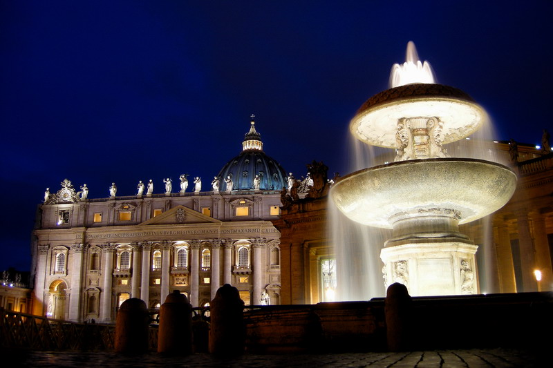 Basilica di San Pietro al crepuscolo