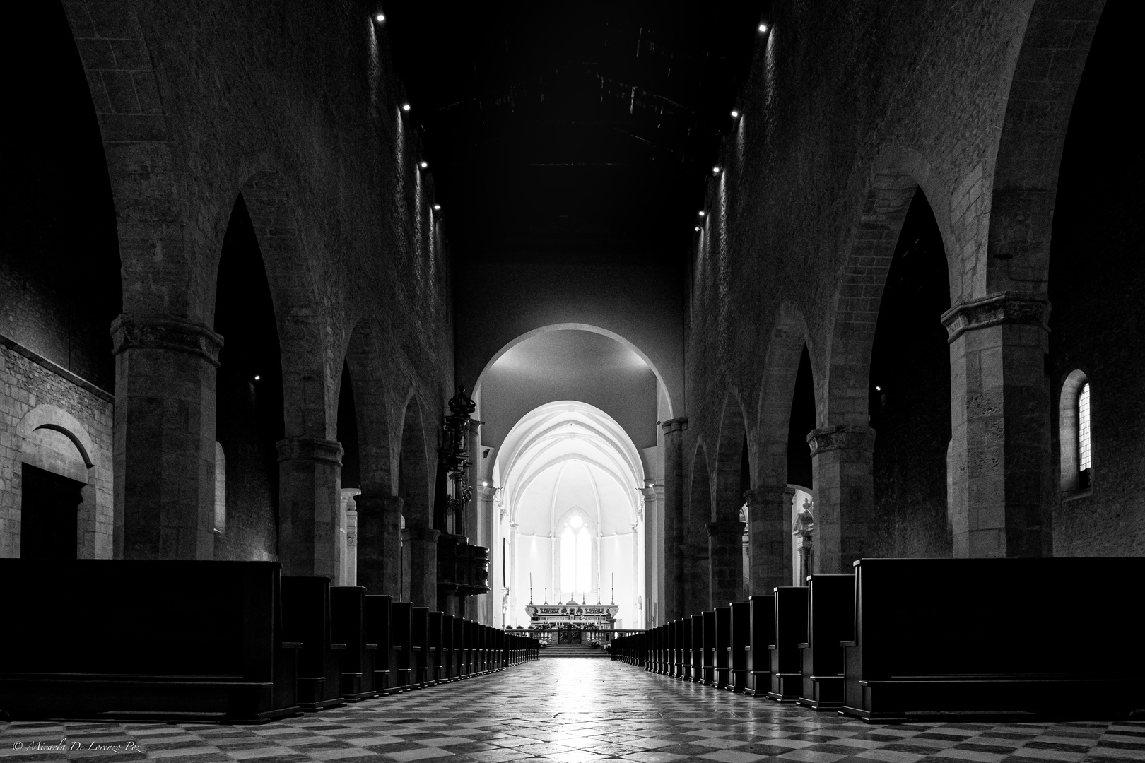 Basilica di Santa Maria di Collemaggio, L'Aquila