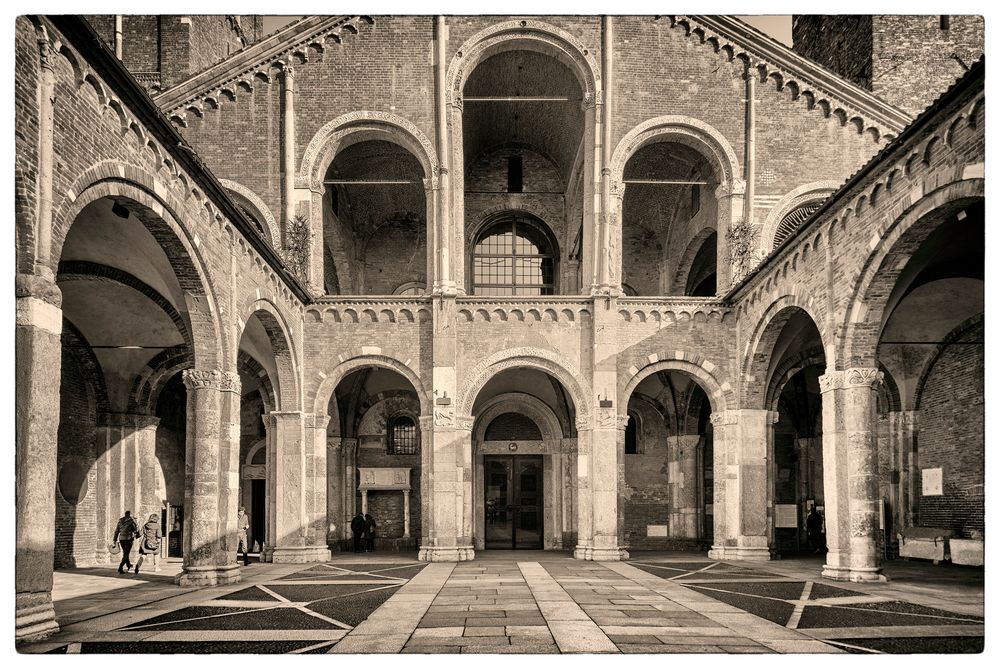 Basilica di Sant'Ambrogio, MIlano