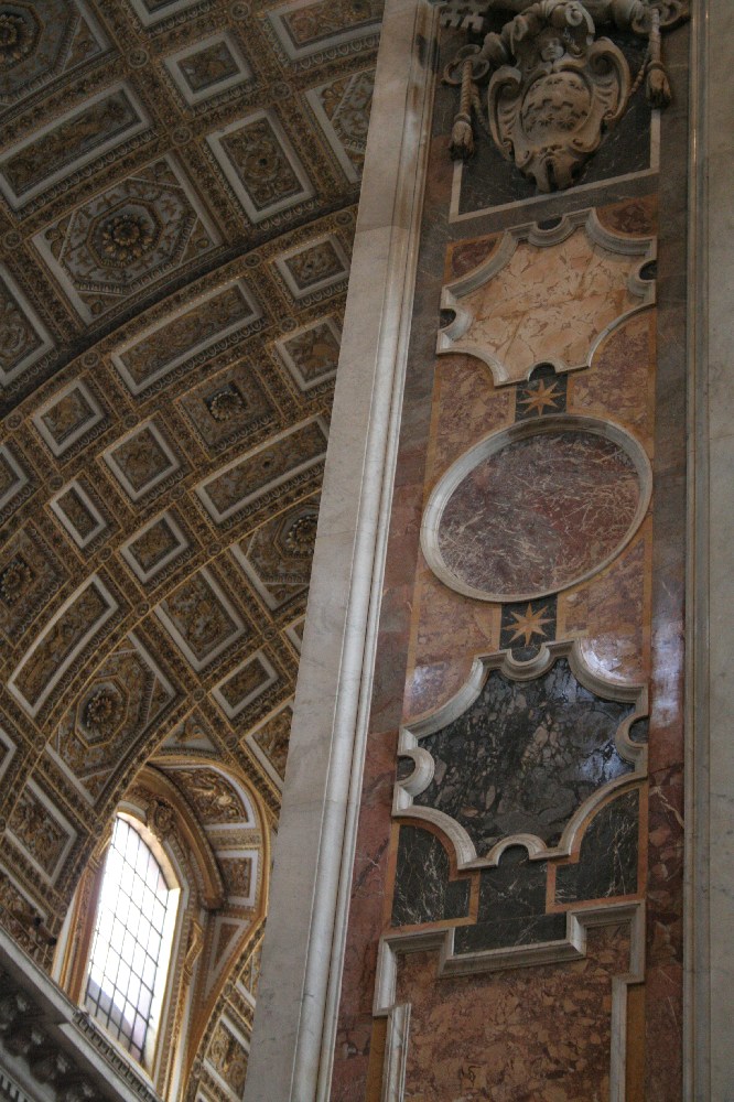 Basilica San Pietro, Detail