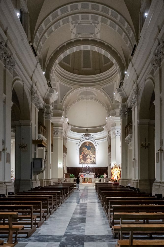 Basilica Santa Maria Assunta, Orte