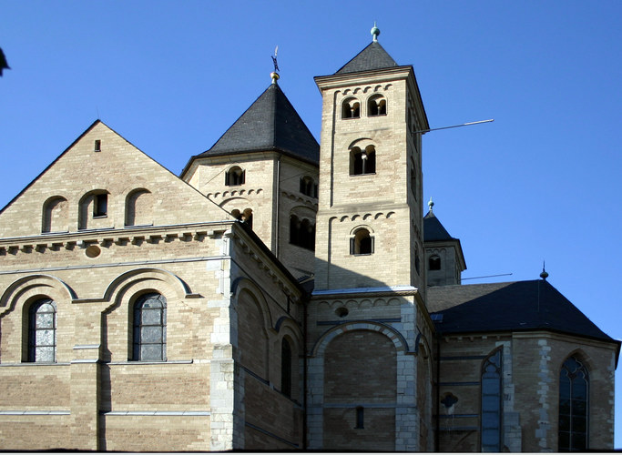 Basilika des Klosters Knechtsteden Rhld von Süd/Westen