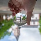 Basilika in Düsseldorf Gerresheim / Upside Down Lensball Foto