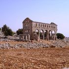 Basilika in Kharab Shams in den sog. Toten Städten im Nordwesten Syriens (2006)