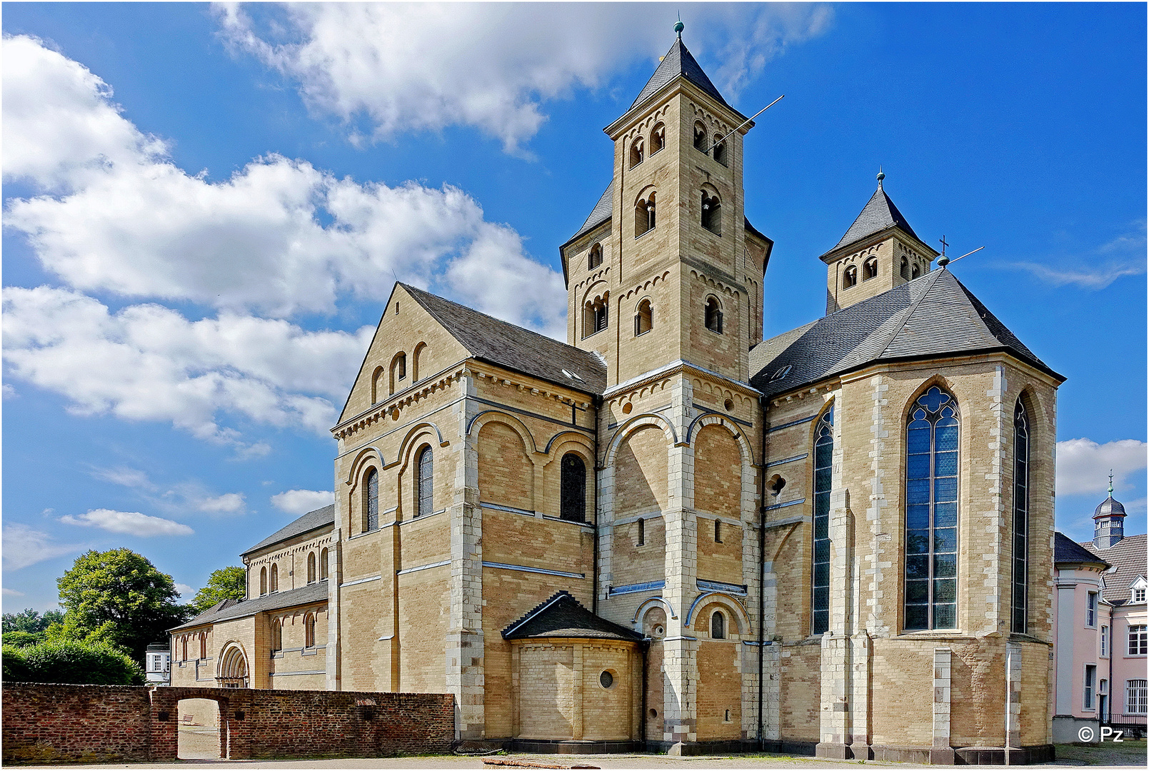 Basilika Kloster Knechtsteden ... Foto & Bild | sommer, natur, architektur  Bilder auf fotocommunity