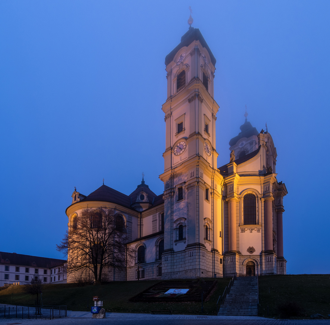 Basilika Ottobeuren in der blauen Stunde