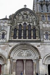 Basilika Sainte-Marie-Madeleine, Vezelay