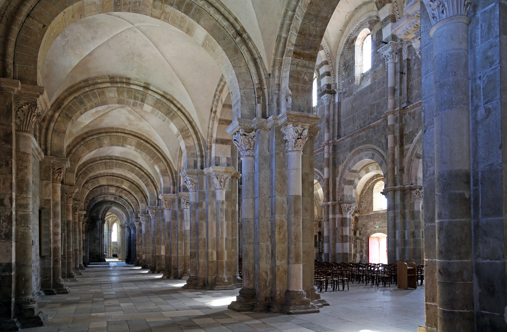 Basilika Sainte-Marie-Madeleine, Vézelay, Burgund