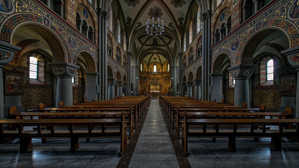 Basilika St. Cäcilia - Hildesheim/Harsum " Gott zu Gefallen..."