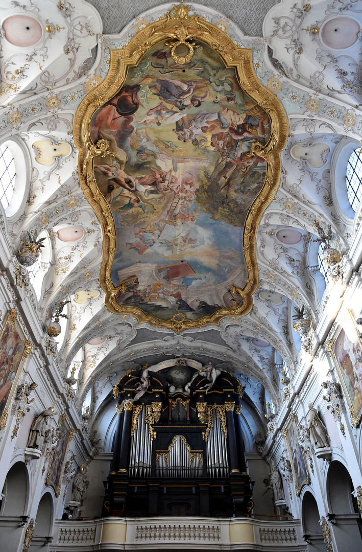 Basilika St. Emmeram Blick auf Orgel