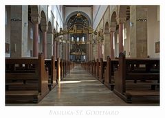 Basilika-St. Godehard " Blick zum Chor, aus meiner Sicht...."