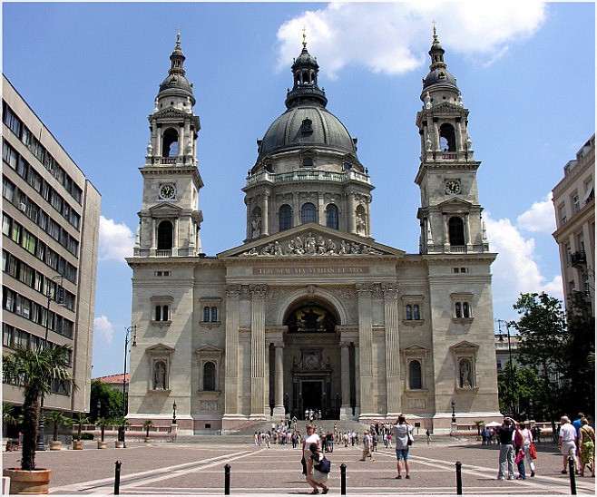 Basilika St. Stephan von  Manfred Schröder