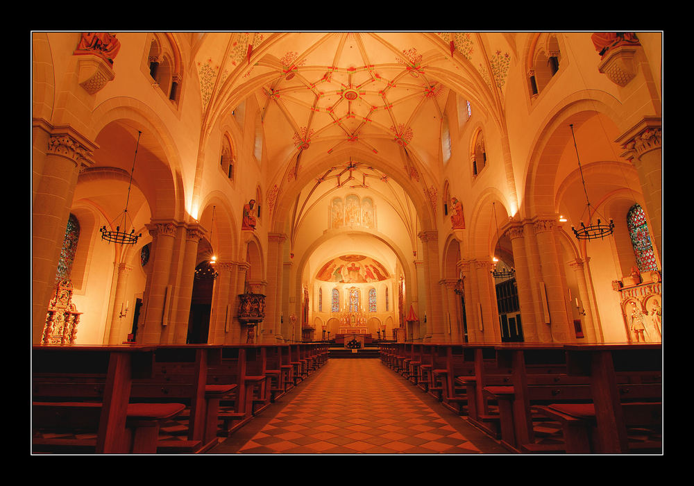 Basilika St.Kastor-Innenansicht