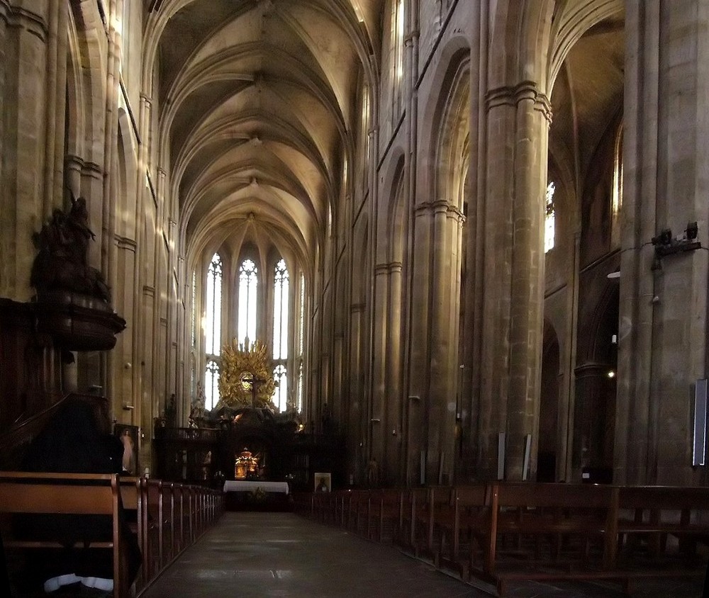 Basilique de St Maximin 83