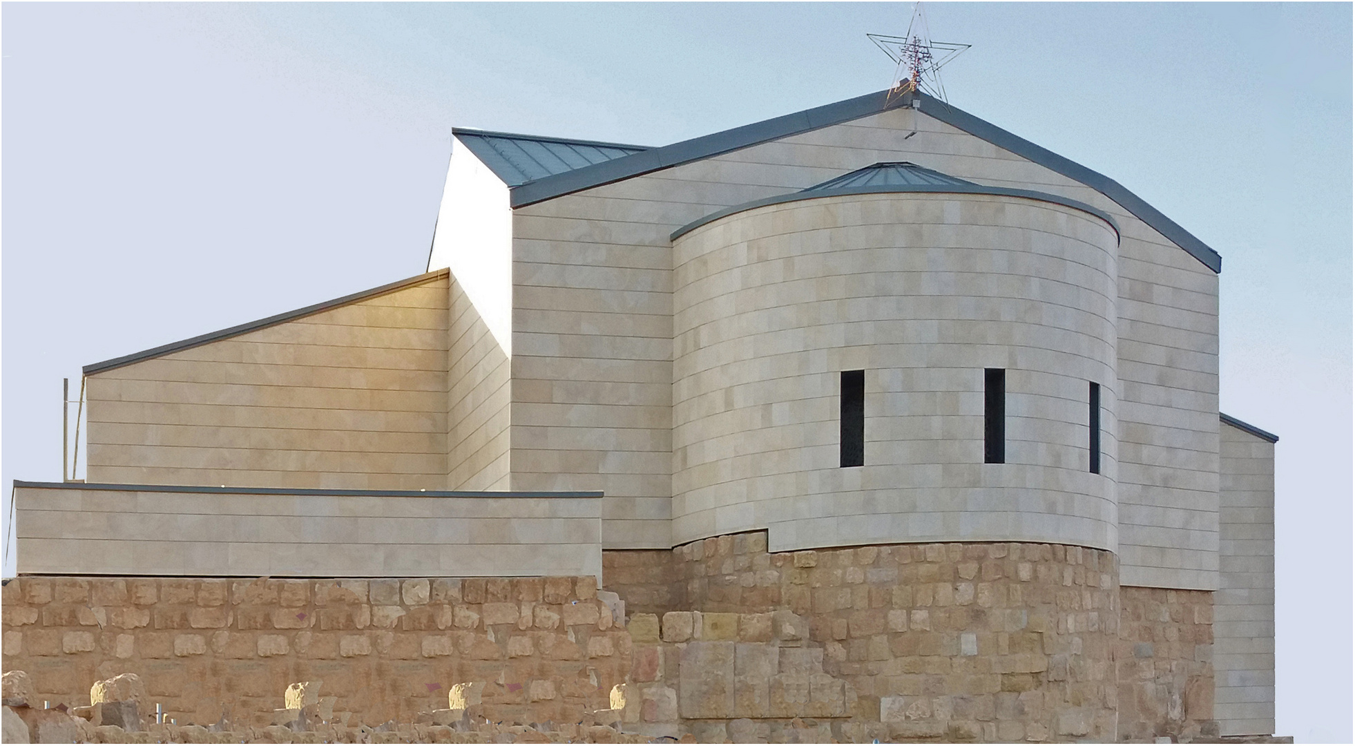 Basilique du mémorial de Moïse  --  Mont Nebo (Jordanie)