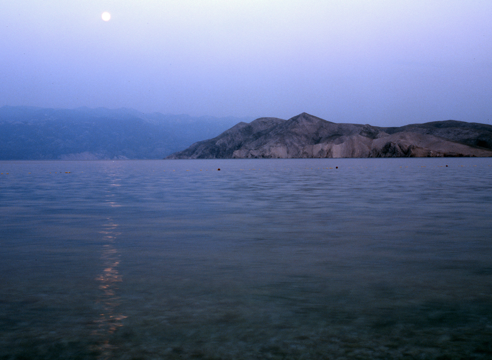 Baska bei Nacht