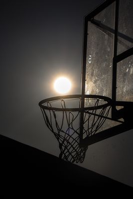 Basket the sun 