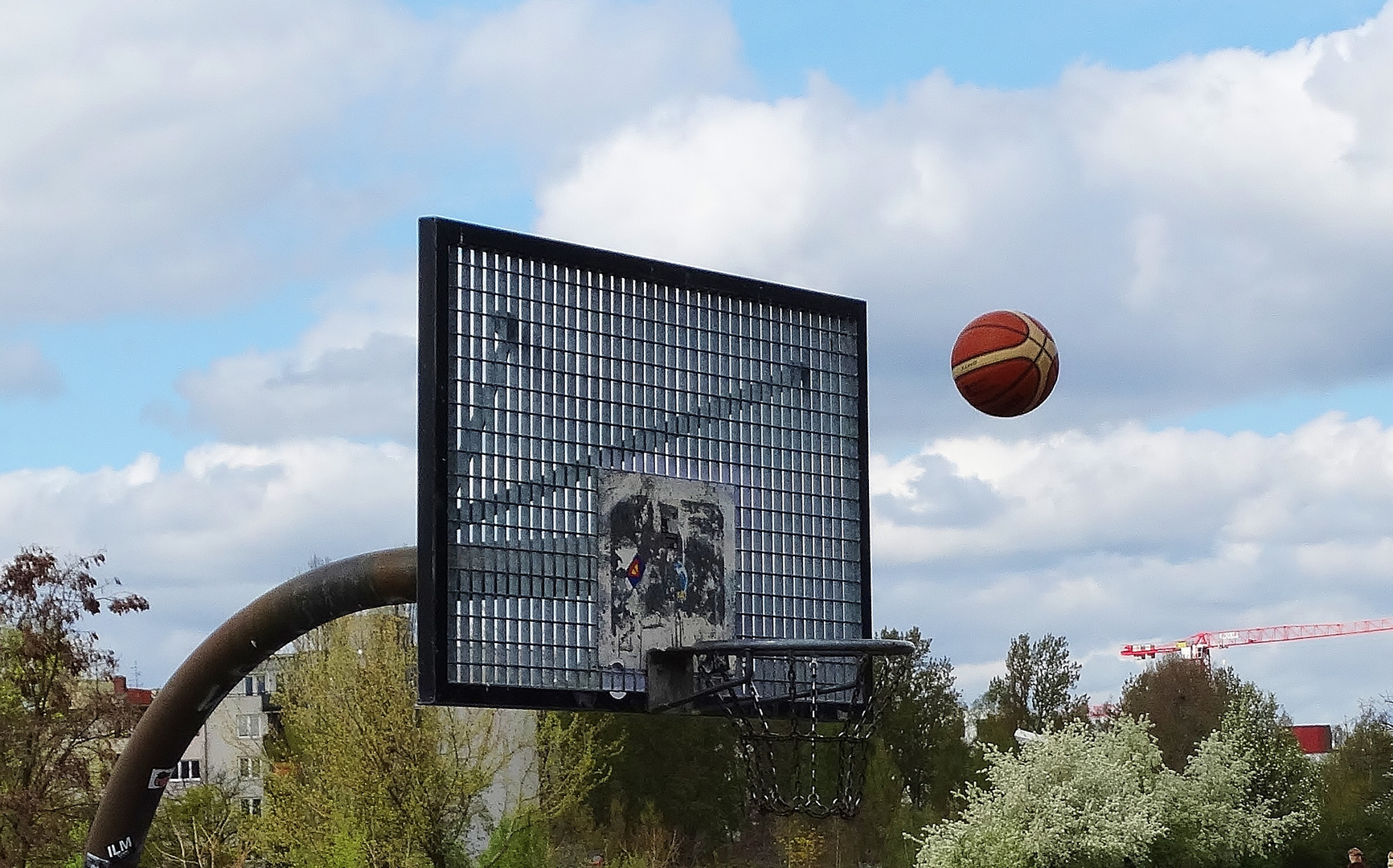 Basketball im Mauerpark