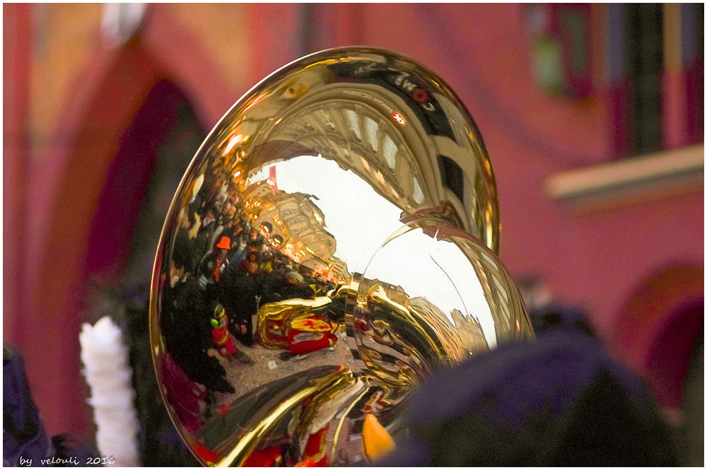 Basler Fasnacht 2016 im Tuba-Format