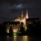 Basler Münster in verdeckter Vollmondnacht