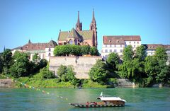 Basler Münster mit der Leu Fähre